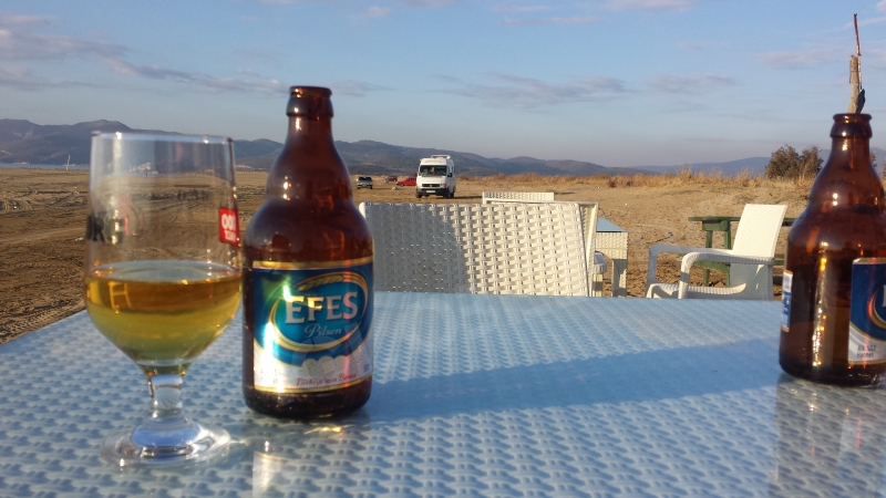 L'EFES, la bière national en Turquie.