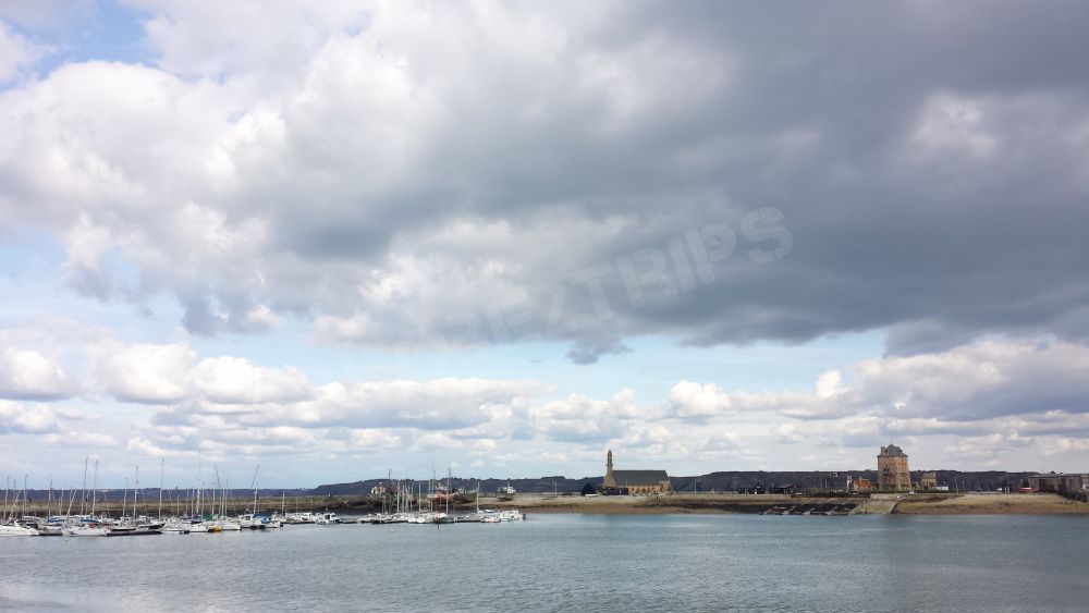 Camaret-sur-mer : vue sur le port et la tour Vauban