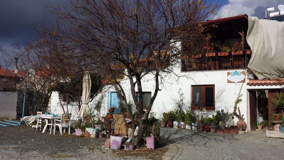 Sigacik, un charmant petit village historique aux rues étroites.